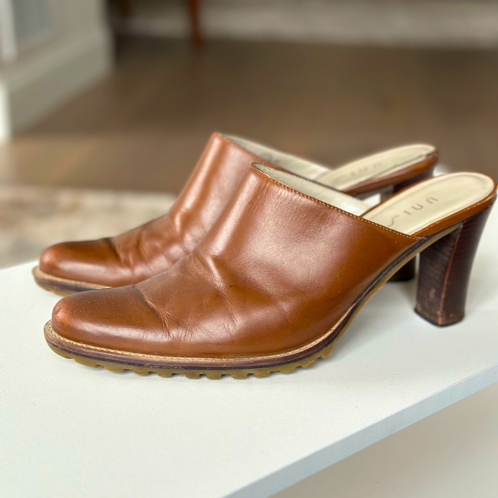 UNISA Saddle Brown Genuine Leather Mules, Size 8